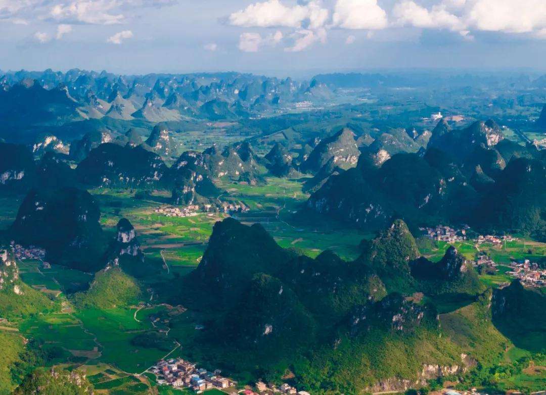 广西，南疆画卷，笔尖下的神奇土地